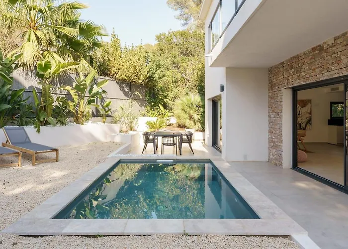 Enjoy 5bdr Pool And Bbq Privat bolig Saint-Raphaël